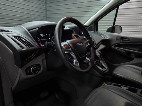 Used 2022 Ford Transit Connect XL FWD image 16