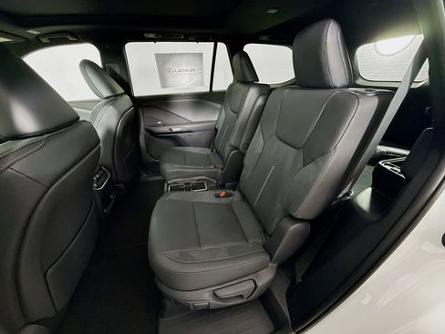 New 2026 Lexus TX 350 AWD image 17