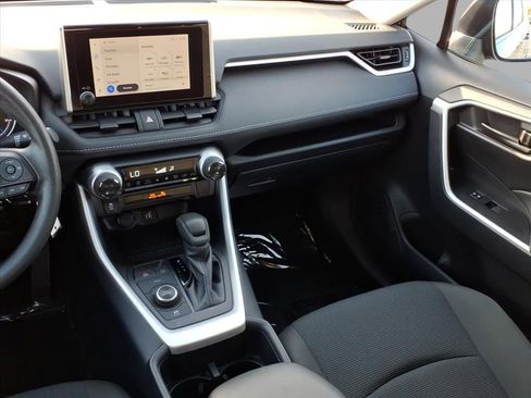 Used 2025 Toyota RAV4 LE image 30