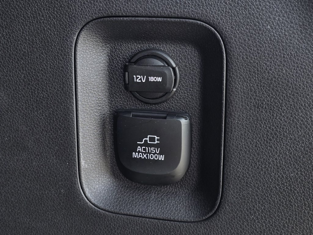 Certified 2024 Kia Carnival SX FWD image 14