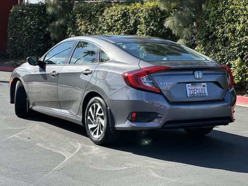 Used 2016 Honda Civic EX image 4