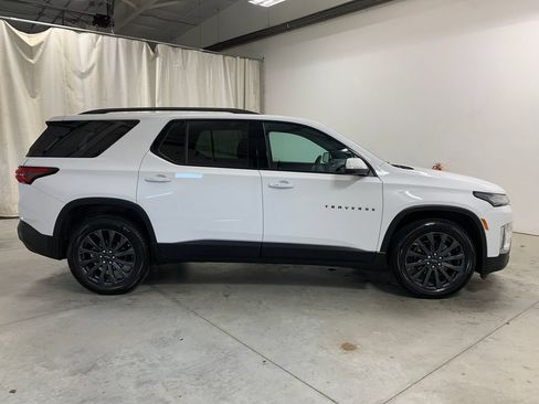 Used 2023 Chevrolet Traverse RS AWD/4WD image 12