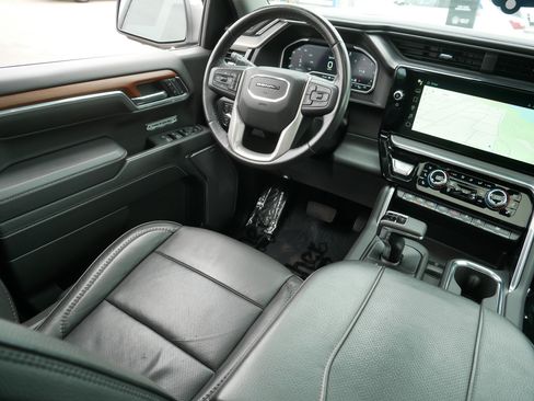 Certified 2023 GMC Sierra 1500 Denali w/ Denali Reserve Package AWD/4WD image 9
