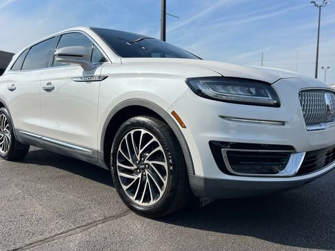 Used 2019 Lincoln Nautilus Reserve image 10