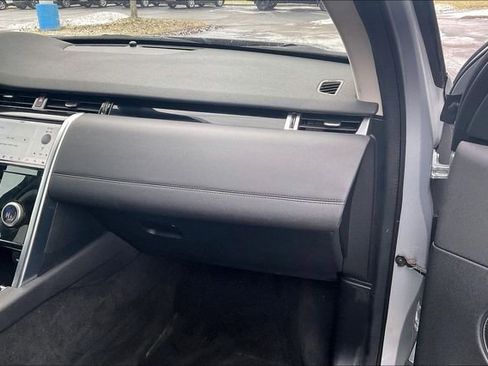 Used 2020 Land Rover Discovery Sport S image 16