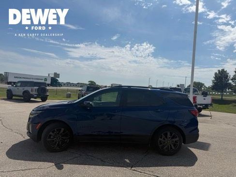 Used 2023 Chevrolet Equinox RS AWD/4WD image 5