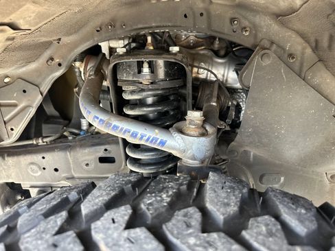 Used 2021 Toyota 4Runner Venture AWD/4WD image 12