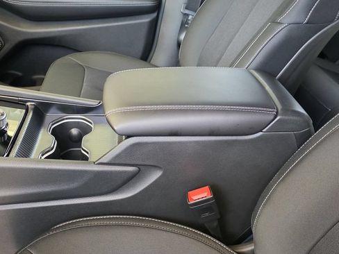New 2026 Jeep Grand Cherokee Laredo X RWD image 9