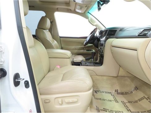 Used 2011 Lexus LX 570 4WD image 52
