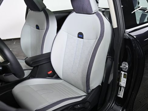 Used 2025 MINI Cooper S image 25