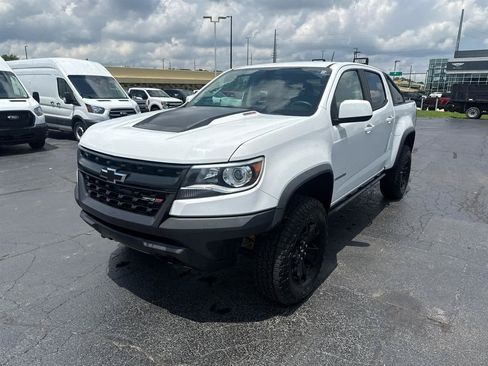 Used 2018 Chevrolet Colorado ZR2 w/ ZR2 Dusk Special Edition AWD/4WD image 4
