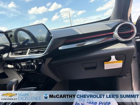 New 2026 Chevrolet Trax RS FWD image 28