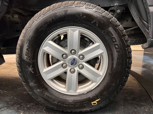 Used 2022 Ford F150 XLT w/ Equipment Group 302A High image 34