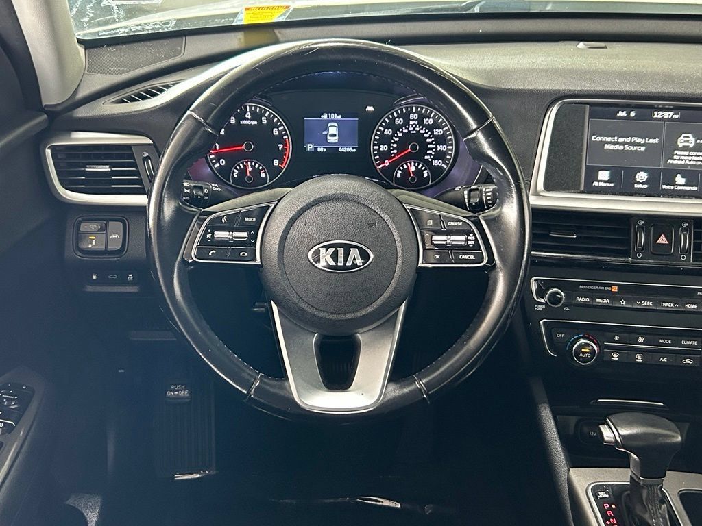 Used 2019 Kia Optima S w/ S Panoramic Sunroof Package FWD image 9