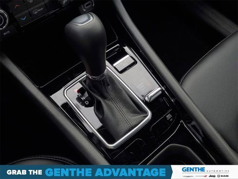 Used 2026 Jeep Compass Limited image 22