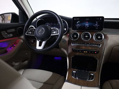 Used 2022 Mercedes-Benz GLC 300 4MATIC image 52