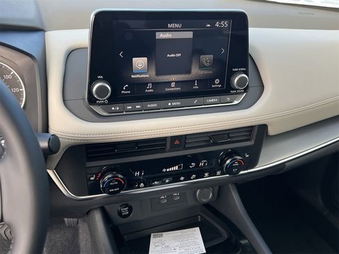 New 2026 Nissan Rogue SV image 10