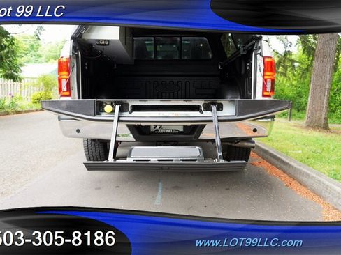 Used 2019 Ford F150 King Ranch w/ Equipment Group 601A Luxury AWD/4WD image 16