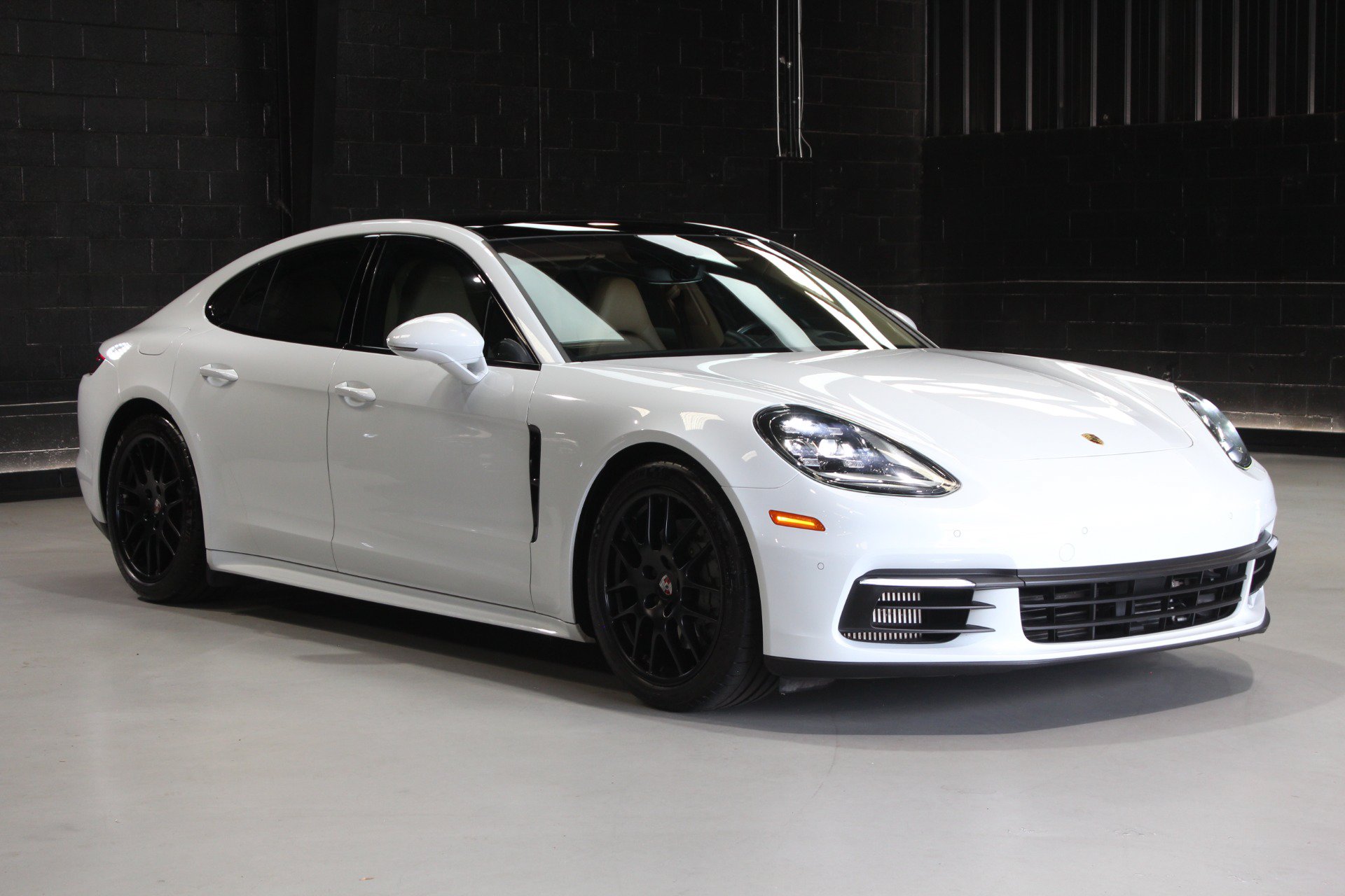 Used 2020 Porsche Panamera 4S AWD/4WD image 13