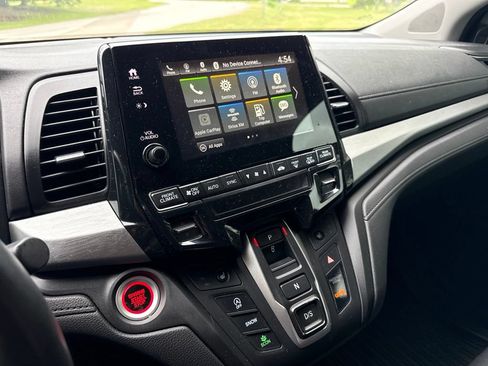 Used 2023 Honda Odyssey EX-L image 17