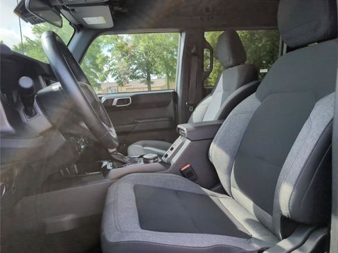 Used 2025 Ford Bronco Big Bend AWD/4WD image 16
