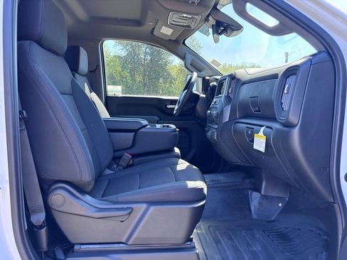 New 2025 Chevrolet Silverado 3500 W/T image 39