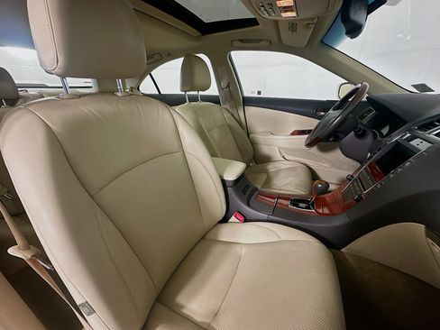 Used 2011 Lexus ES 350 image 30