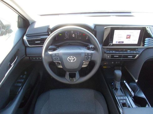 Certified 2026 Toyota Camry LE w/ Convenience Package image 14
