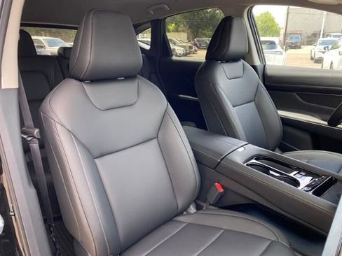 New 2025 Nissan Murano SV image 10