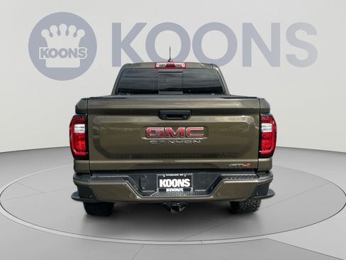 Used 2023 GMC Canyon AT4 w/ AT4 Premium Package AWD/4WD image 10