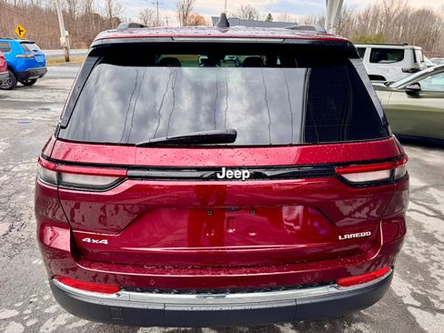 New 2026 Jeep Grand Cherokee Laredo X AWD/4WD image 4