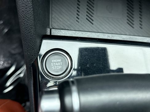 Used 2024 Kia Sportage SX FWD image 23