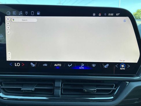 Certified 2024 Chevrolet Equinox EV RS image 14