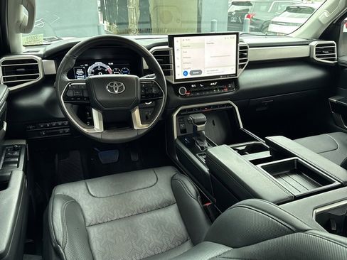 Used 2024 Toyota Tundra Limited image 7
