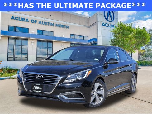 Used 2017 Hyundai Sonata Limited w/ Ultimate Package 02 image 1