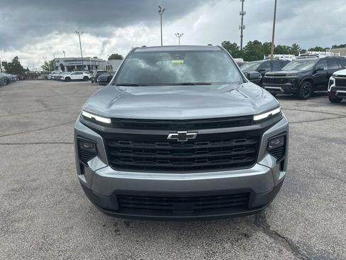 New 2026 Chevrolet Traverse LT w/ Midnight/Sport Edition FWD image 8