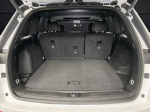 New 2026 Jeep Grand Cherokee Altitude AWD/4WD image 15