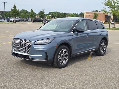 Certified 2023 Lincoln Corsair AWD w/ Equipment Group 101A image 2