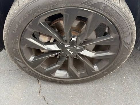 Used 2021 Kia Sorento SX AWD/4WD image 13