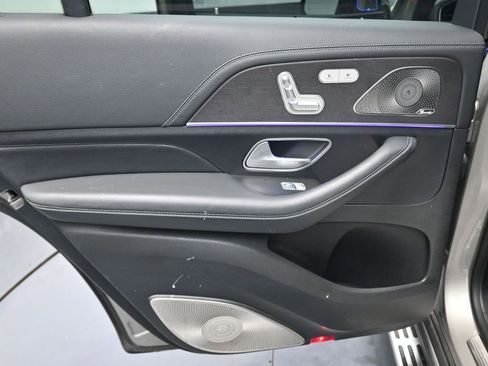 Used 2021 Mercedes-Benz GLS 580 GLS 580 image 15