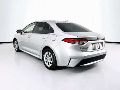 Used 2020 Toyota Corolla LE image 7