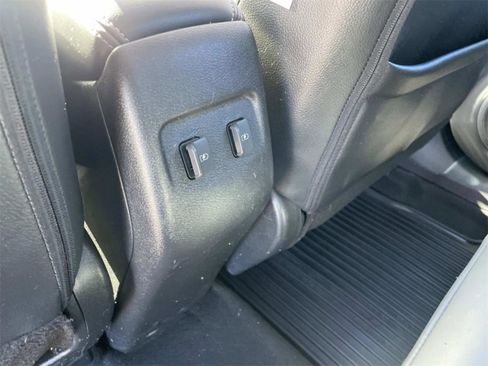 Used 2021 Nissan Kicks SR w/ SR Premium Package image 7