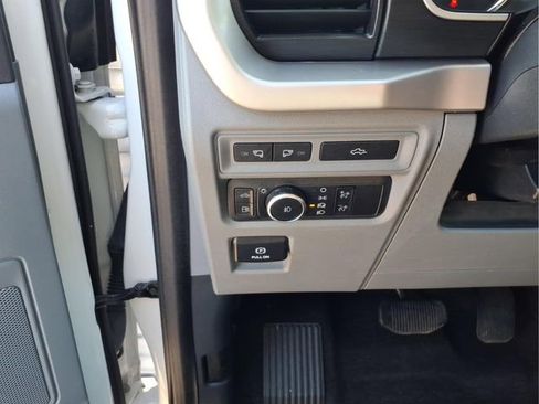 Used 2022 Ford F150 XLT w/ Equipment Group 302A High image 20