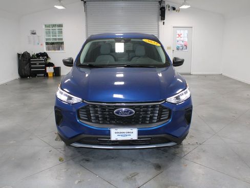 Used 2023 Ford Escape Active image 3