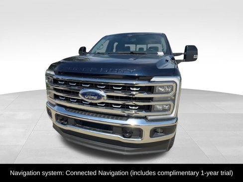 Used 2024 Ford F250 Lariat AWD/4WD image 3