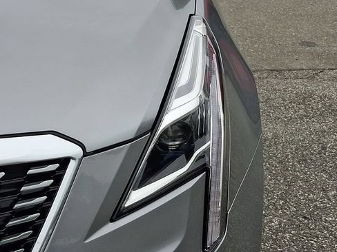 Certified 2026 Cadillac XT5 Premium Luxury w/ Driver Assist Package AWD/4WD image 7