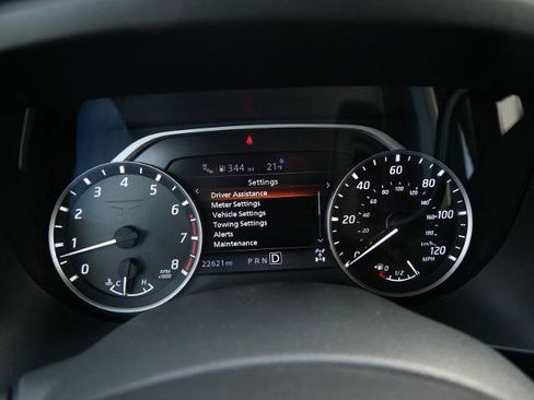 Certified 2024 Nissan Titan SV w/ SV Convenience Package image 27