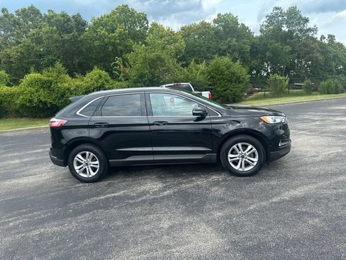 Used 2020 Ford Edge SEL w/ Convenience Package FWD image 4