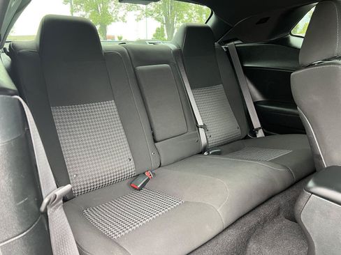 Used 2022 Dodge Challenger GT AWD/4WD image 23
