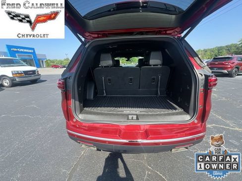 Used 2023 Chevrolet Traverse Premier FWD image 31
